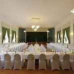 Gasthof Und Roter Hirsch 3*