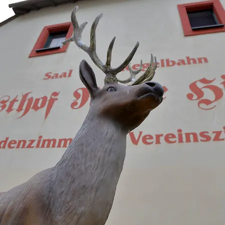 Und Roter Hirsch Gæstehus Claußnitz