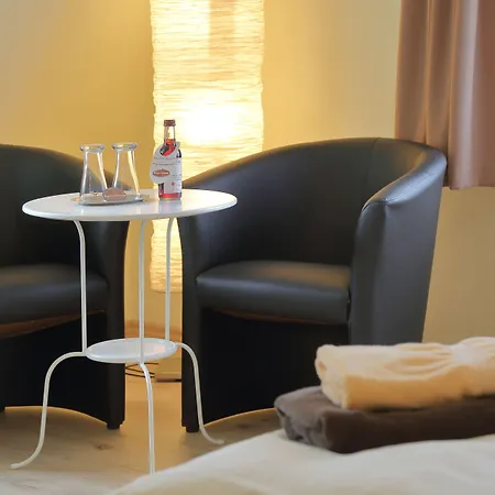 Gæstehus Und Roter Hirsch