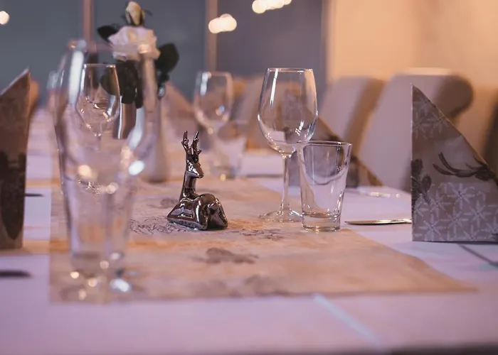 Und Roter Hirsch Claußnitz