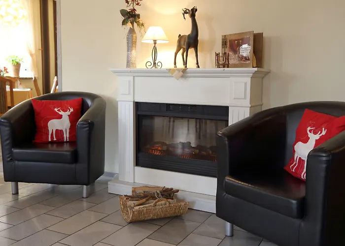 Und Roter Hirsch 3* Claußnitz