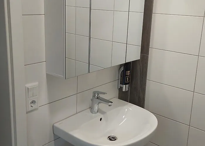 Und Roter Hirsch Gasthof Claußnitz