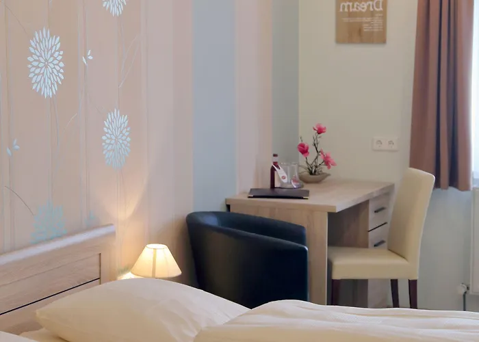 Und Roter Hirsch Gasthof